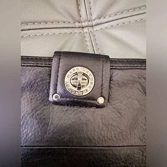 Marc Jacobs Black Satchel with Wallet - Picture 11 of 16